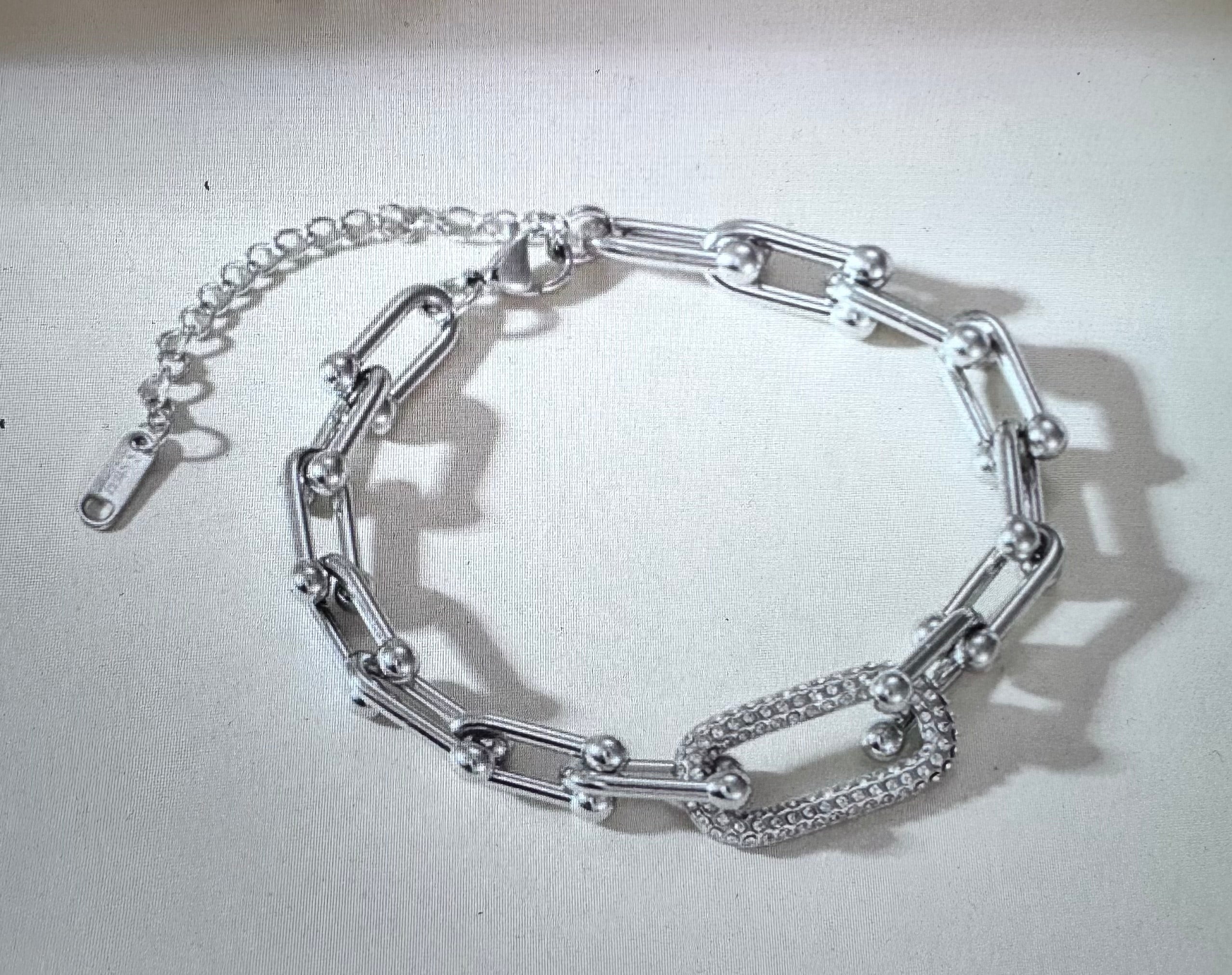 Silver U Link