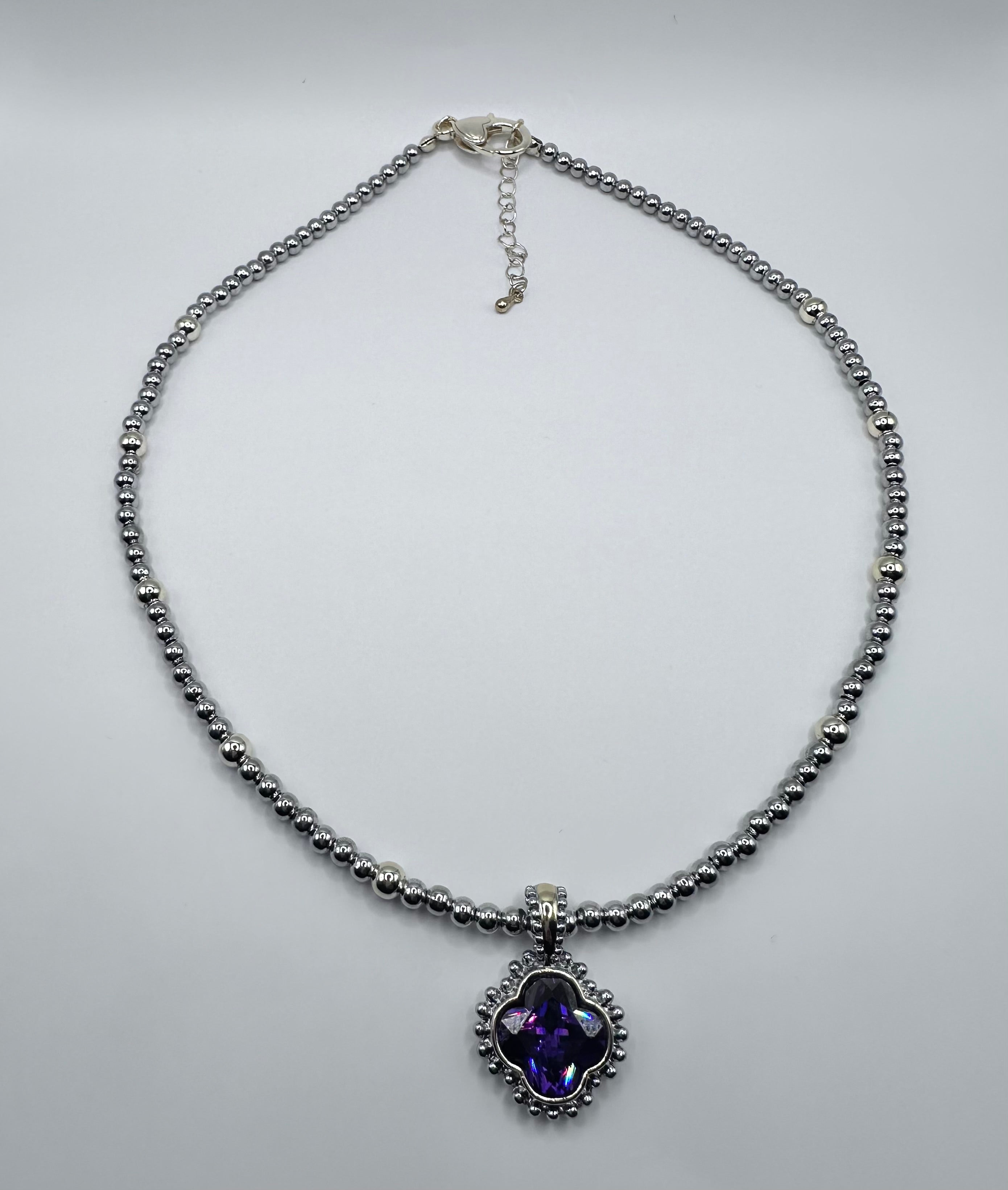 💜 Radiant Amethyst Clover Necklace